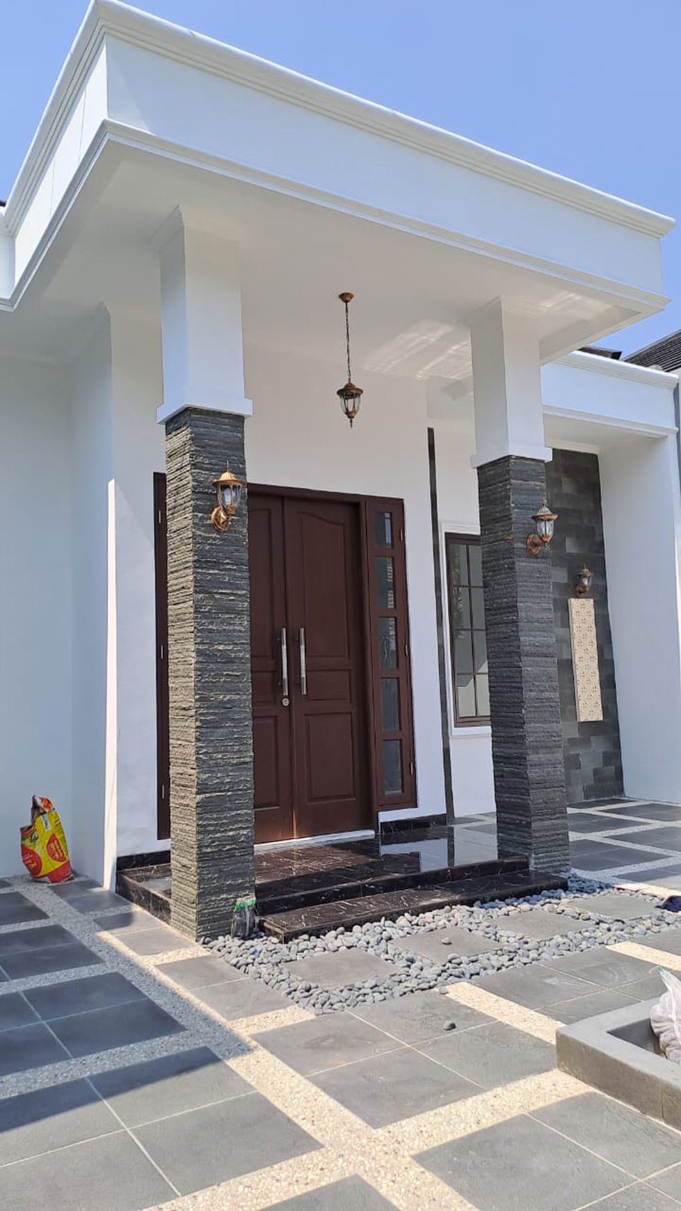 Rumah dengan Bangunan Baru dan dekat Bintaro Jaya @Bukit Nusa Indah