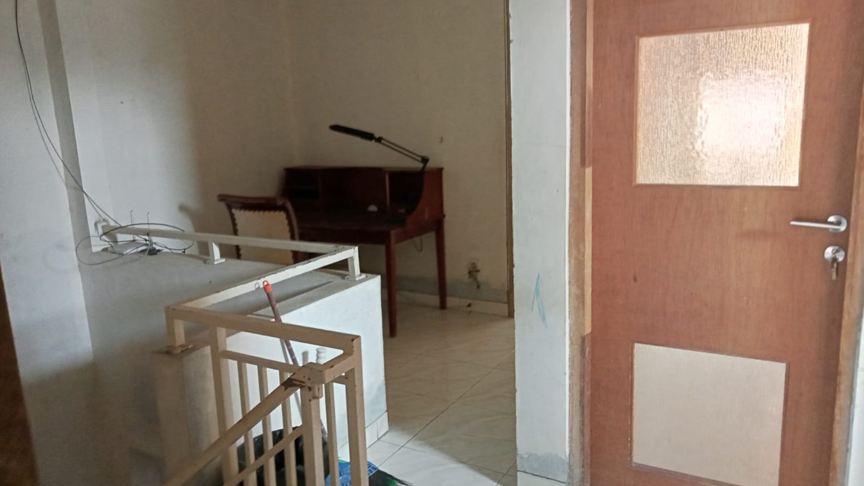 Dijual Rumah 2 Lantai Siap Huni dengan Kondisi Terawat Baik @Villa Pamulang Mas