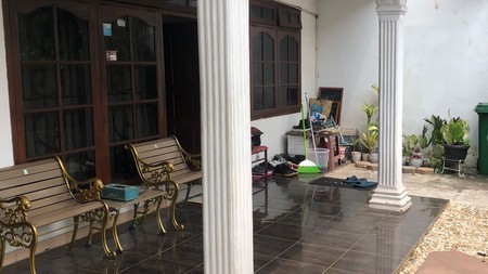 Rumah Lokasi Strategis dengan Lingkungan Asri @Larangan Indah, Ciledug