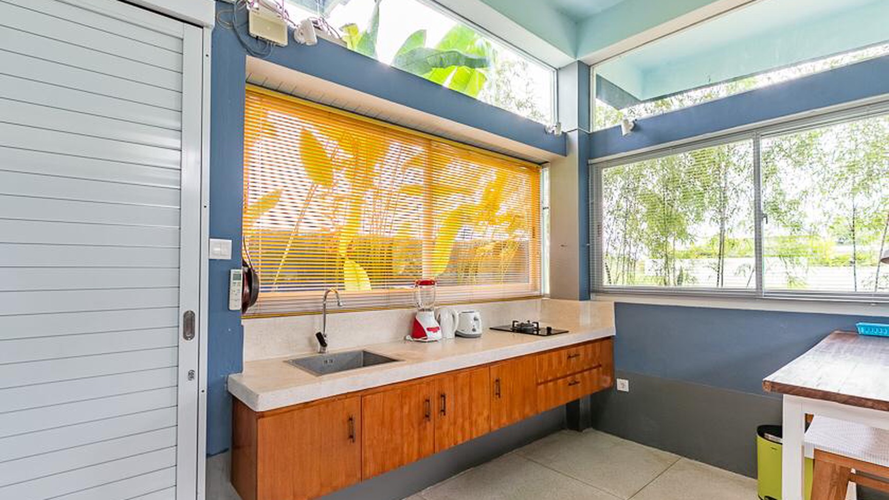 Villa 1 Bedrooms with Ocean View in Close Beach Pererenan Bali