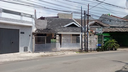 Rumah usaha pinggir jalan  di bintaro Jaya sektor 2