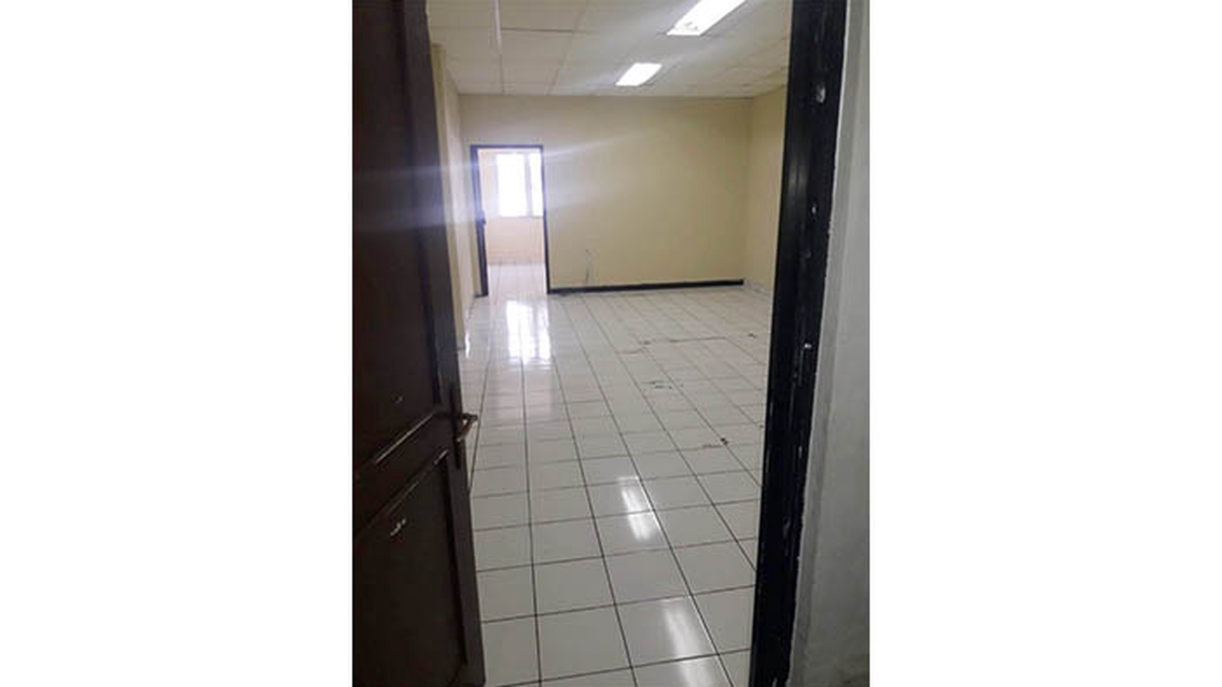 Ruko Kosong J Cepat Bukit Gading Indah, Kelapa Gading Luas 4,5x17m2