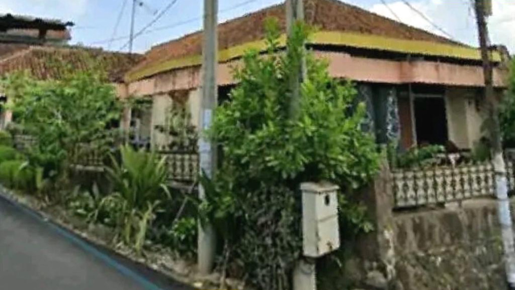 Tanah bonus rumah dijalan Flamboyan Enggal Tanjung Karang Pusat Bandarlampung