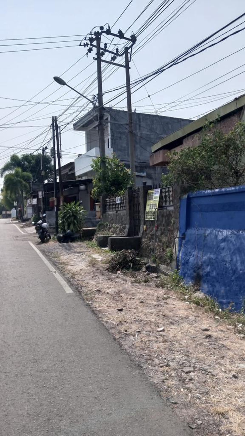 Tanah bonus rumah dijalan Flamboyan Enggal Tanjung Karang Pusat Bandarlampung