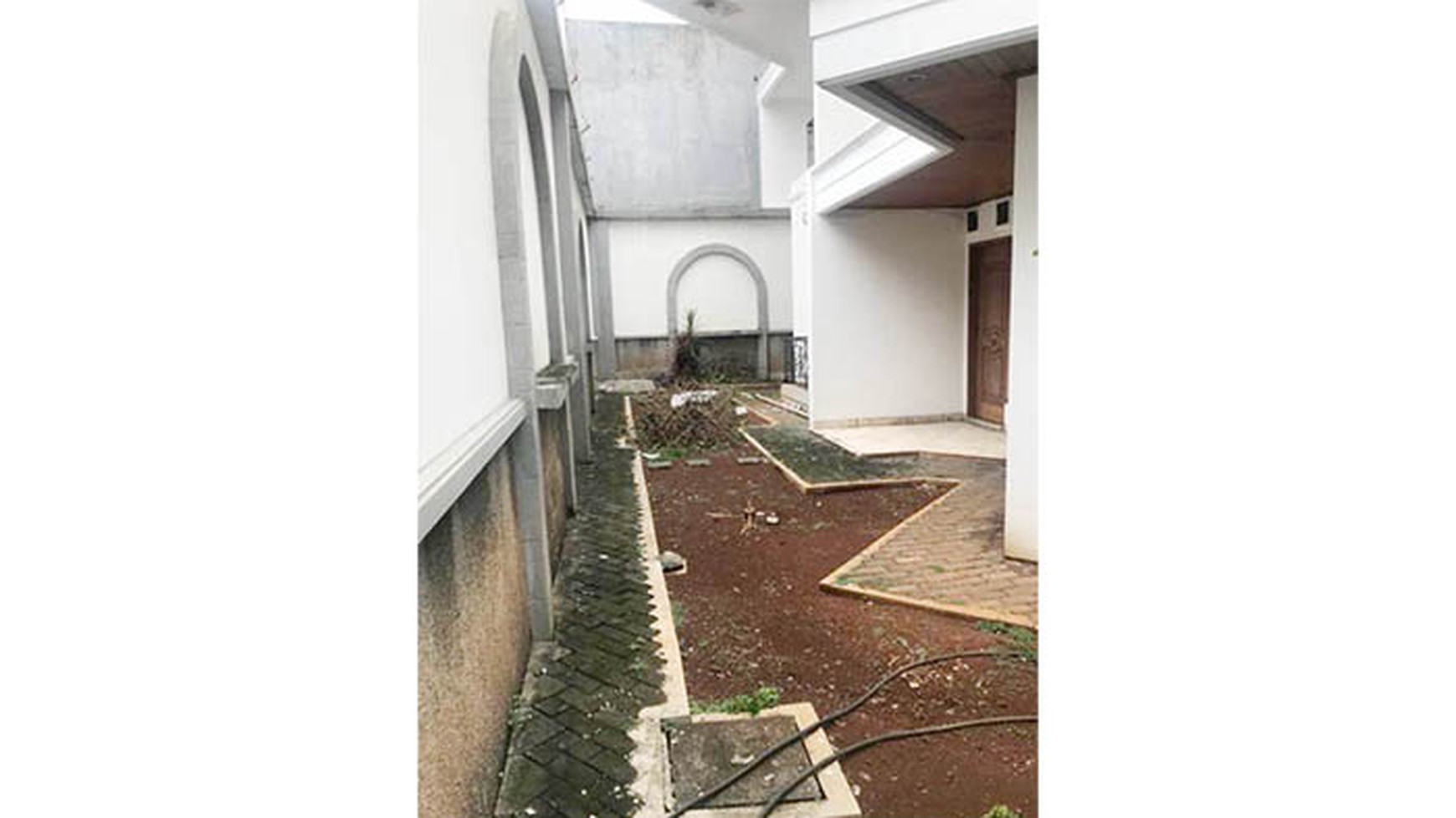 Rumah Villa Gading Indah, Kelapa Gading Luas 592m2