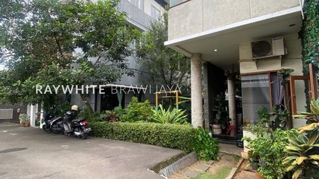 Rumah Mewah 3 Bangunan Area Caringin Pondok Indah