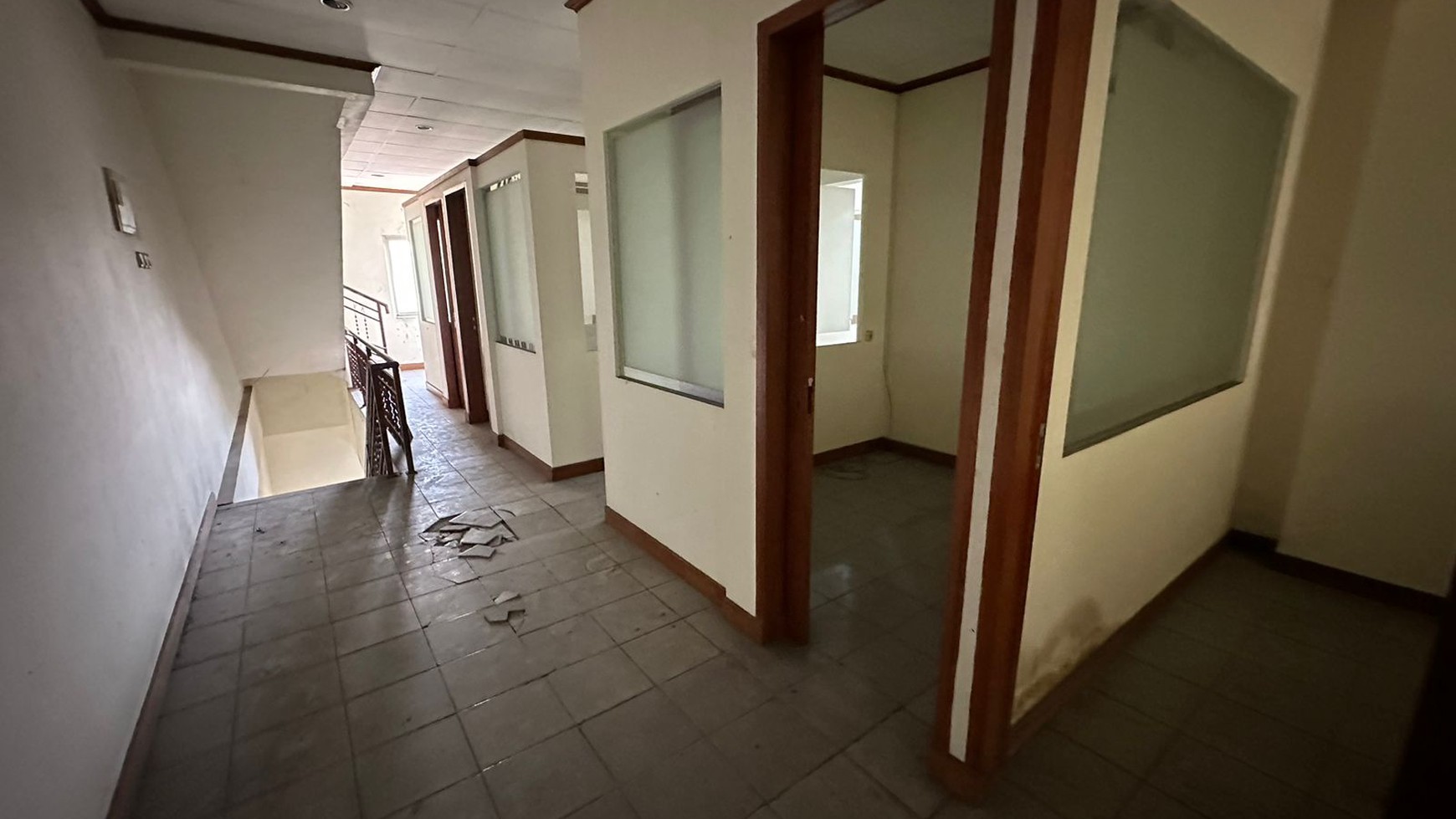 Dijual Ruko Gandeng Lokasi strategis 5 lantai di Sentra Arteri Mas Gandaria Jaksel.