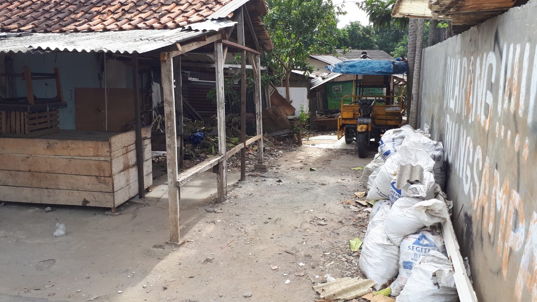 TANAH DEKAT PASAR BUKIT PAMULANG