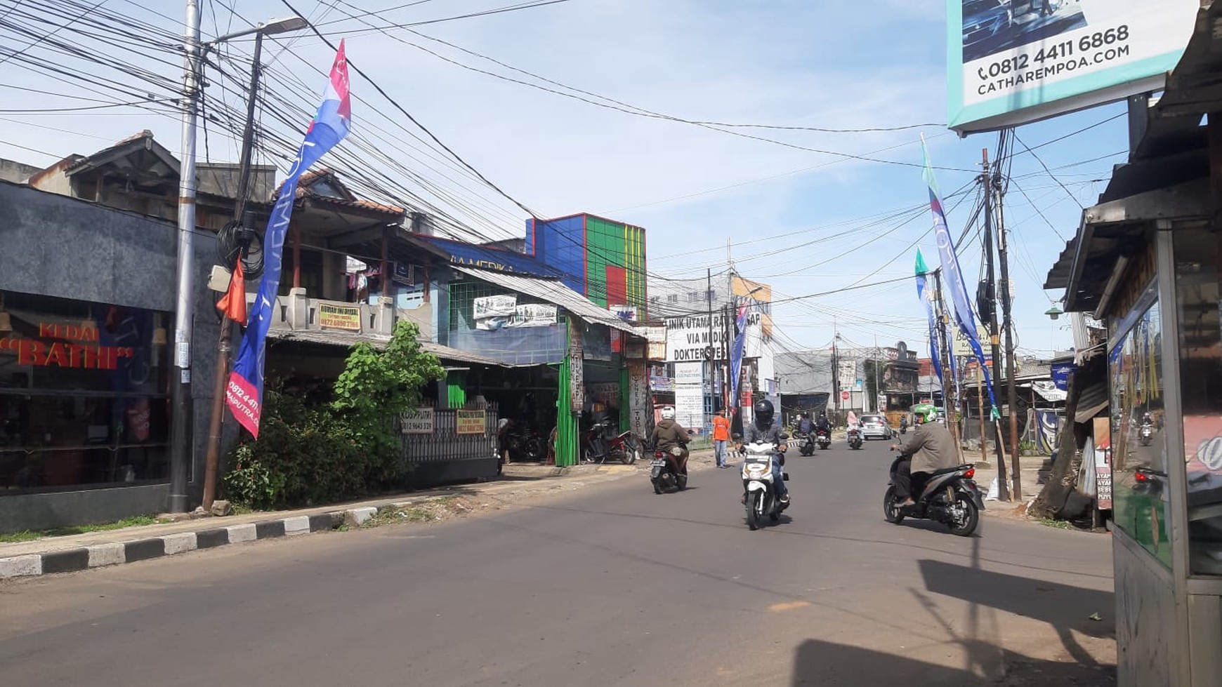 Rumah Daerah Komersil Di Jl WR Supratman Pondok Ranji Tangerang Selatan