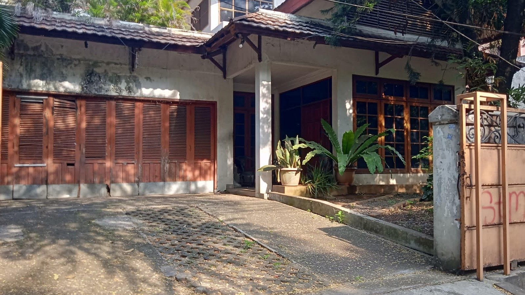 Rumah siap huni di Bintaro 