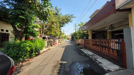 Rumah Bagus Siap huni di Jl Tanjung Rancho Indah, Tanjung Barat,  Jakarta Selatan