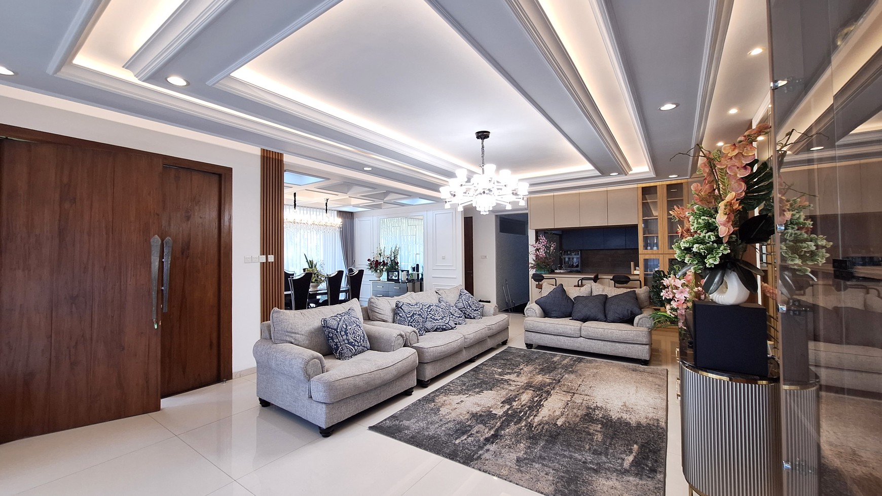 Rumah Cantik dan Modern di Delatinos Bsd City