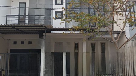 Disewakan Rumah Bagus Graha Sampurna Indah Wiyung Surabaya