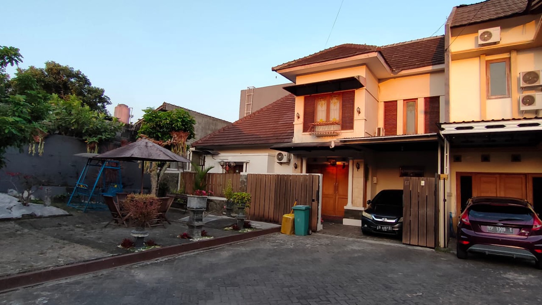 Rumah Mewah Semi Furnish Lokasi Perum Titi Bumi Residence Gamping Sleman 