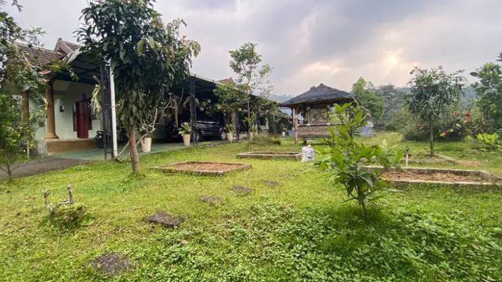 Dijual Villa di Trawas Mojokerto