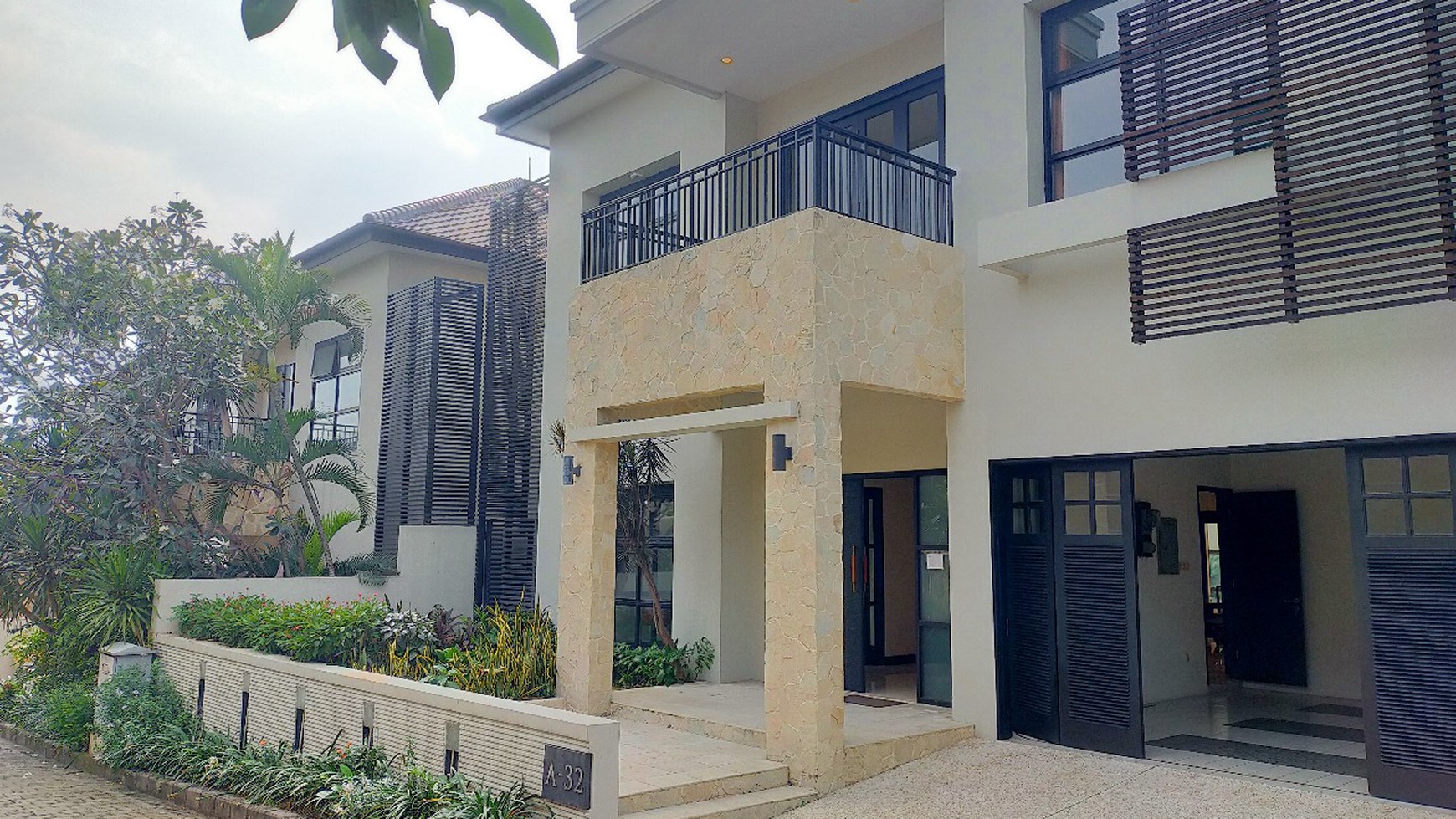 A Beautyful House For Sale, The Villas at Kebagusan