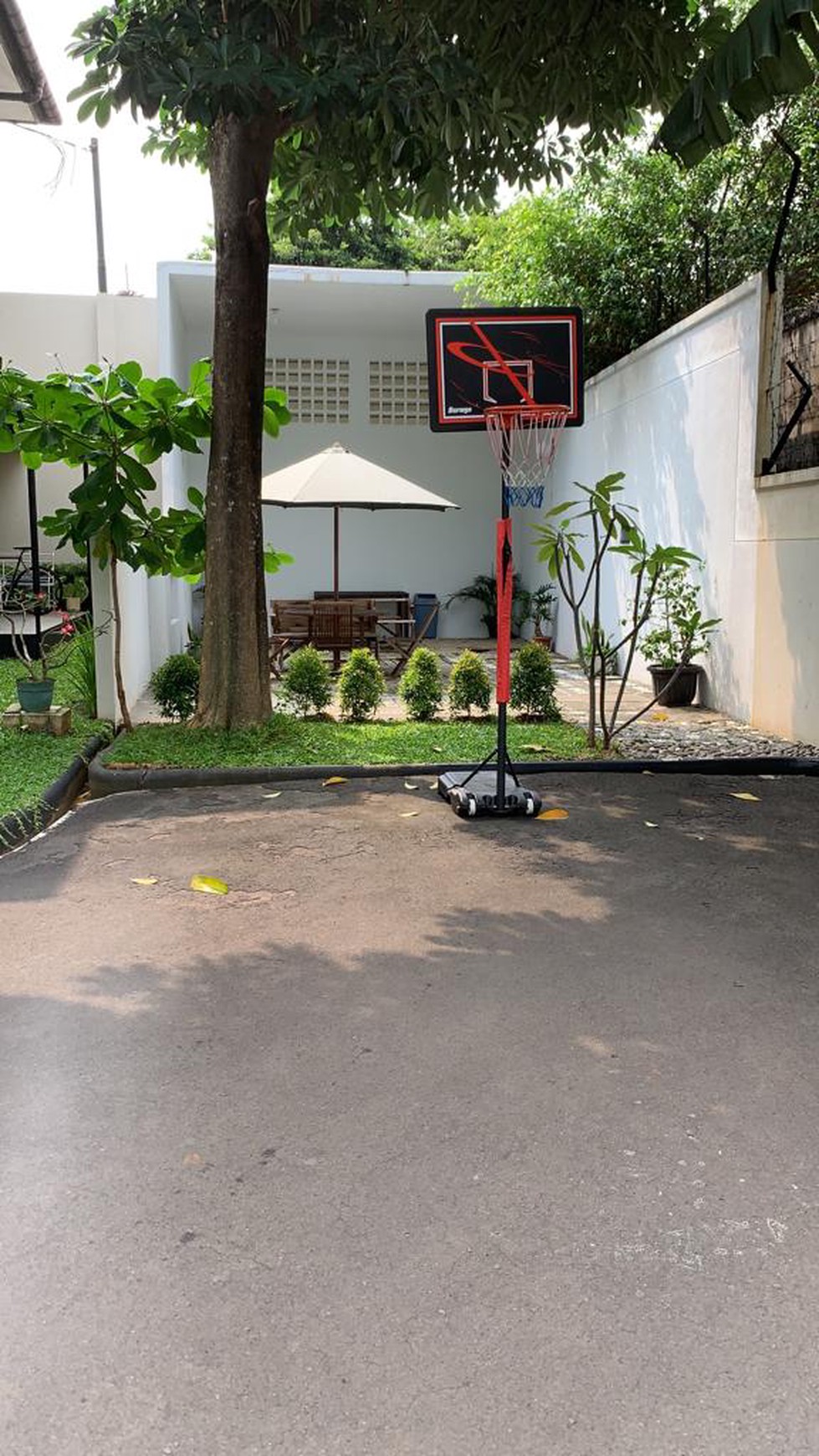 Rumah Hook Siap Huni, Hunian Nyaman dan Asri @Bintaro.