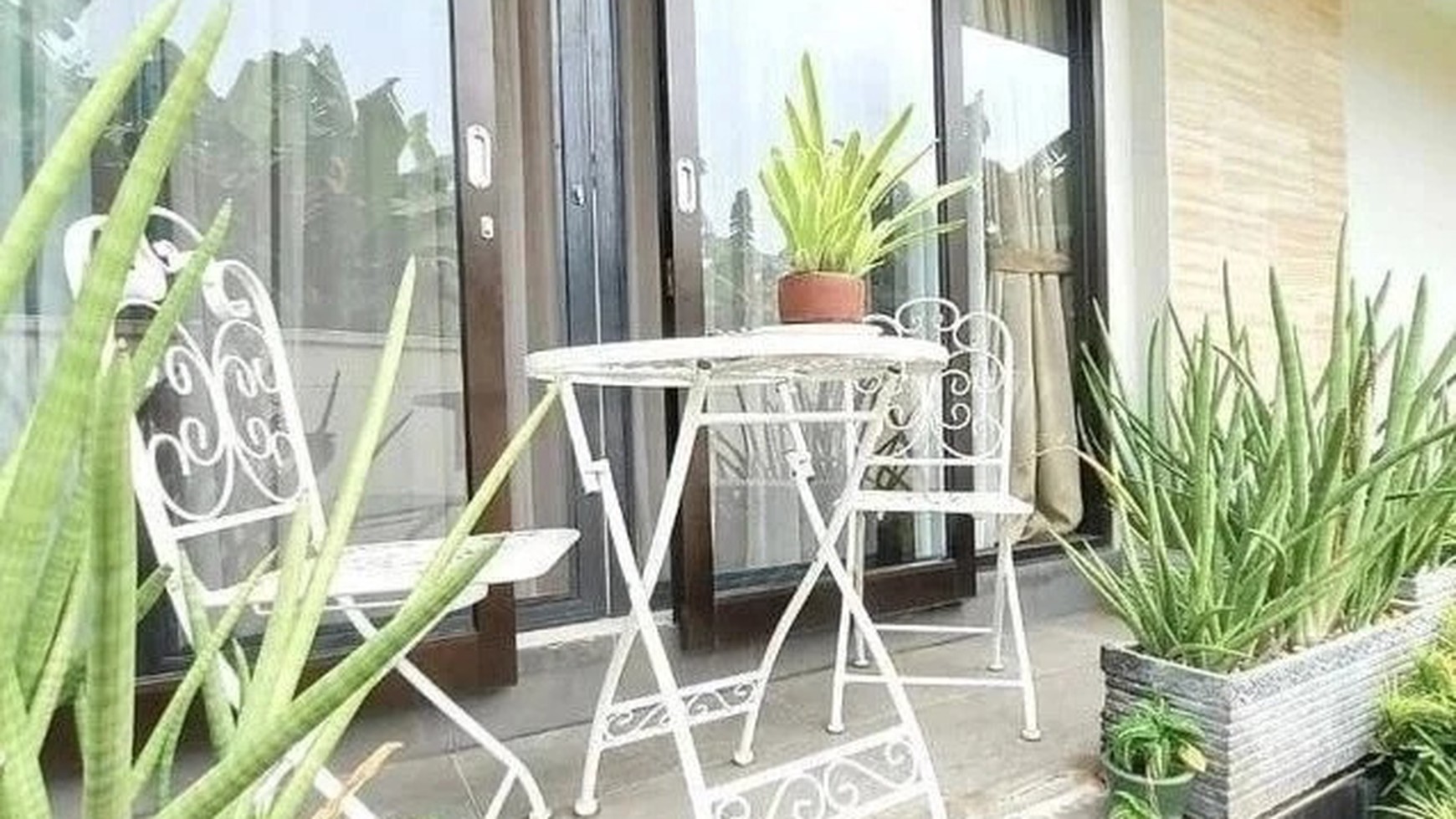 Rumah Hook Siap Huni, Hunian Nyaman dan Asri @Bintaro.