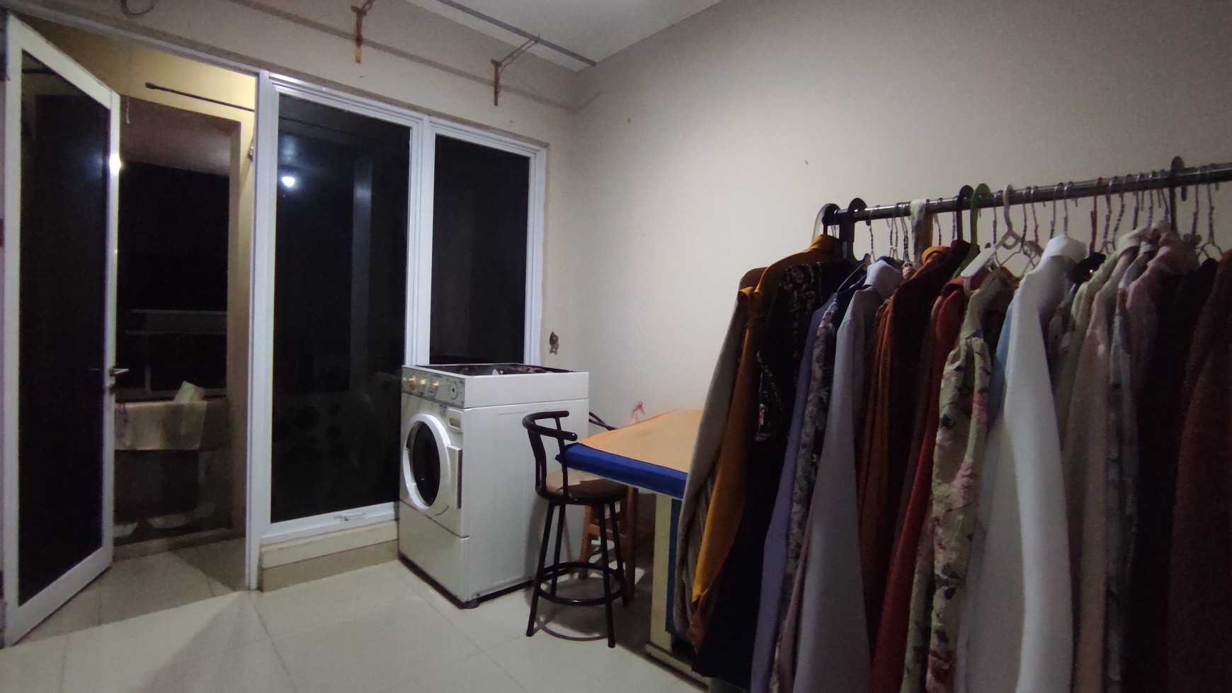 Dijual Rumah siap huni di water spring, split level, Grand wisata