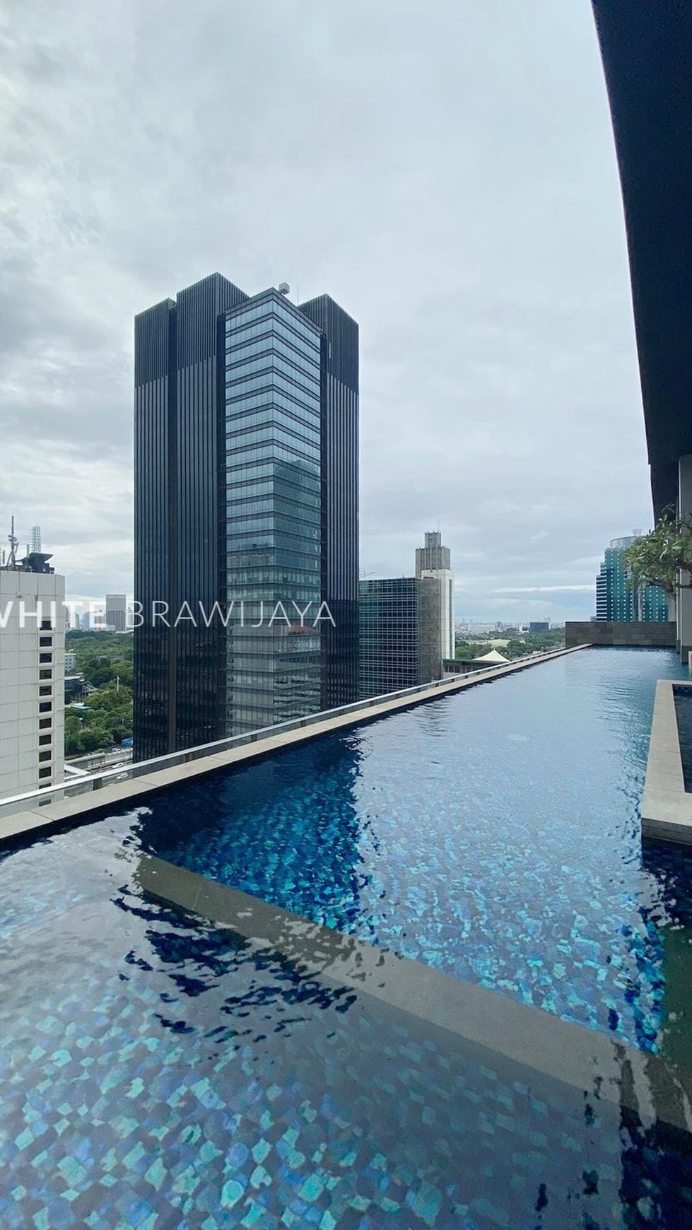 Brand New Luxury Regent Residences Gatot Subroto