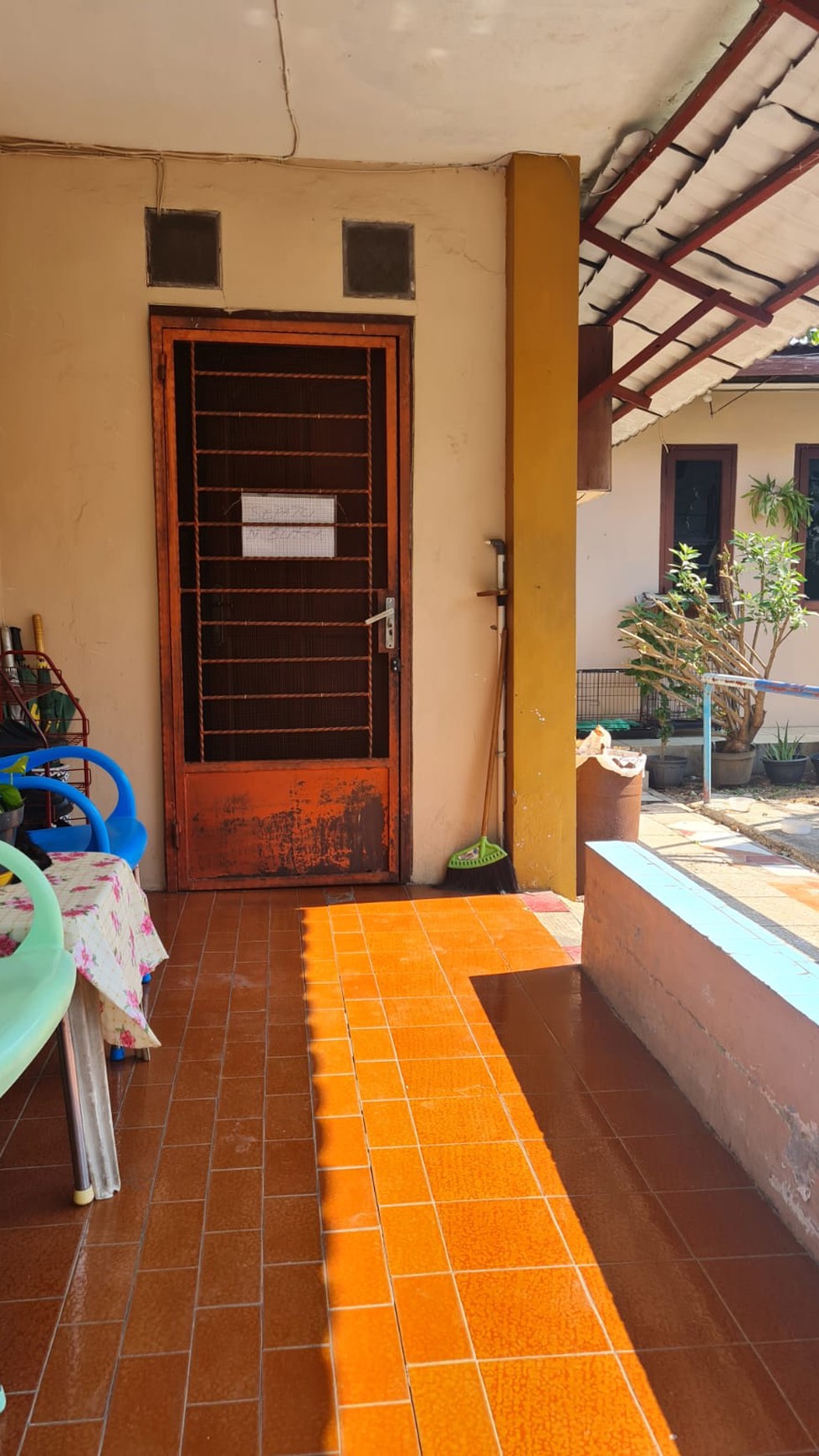 Rumah Hitung tanah Di Jl H Abdul Majid Dalam Komp Deplu, Cipete Jakarta Selatan