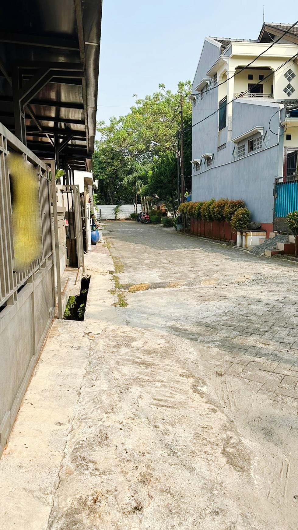 Rumah Bagus Di Cluster Pesona Ciledug Tangerang