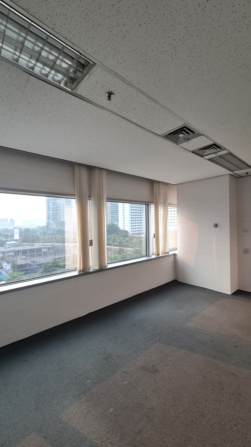 Office Spaces at Jendral Sudirman 