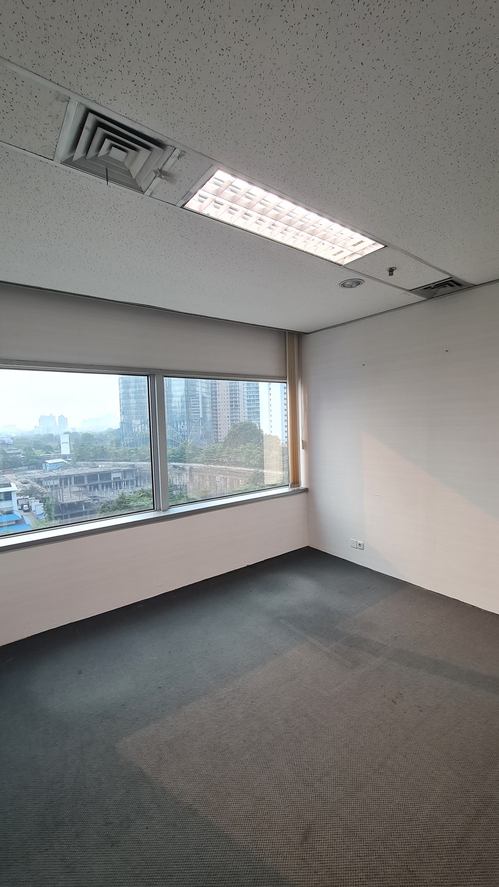 Office Spaces at Jendral Sudirman 