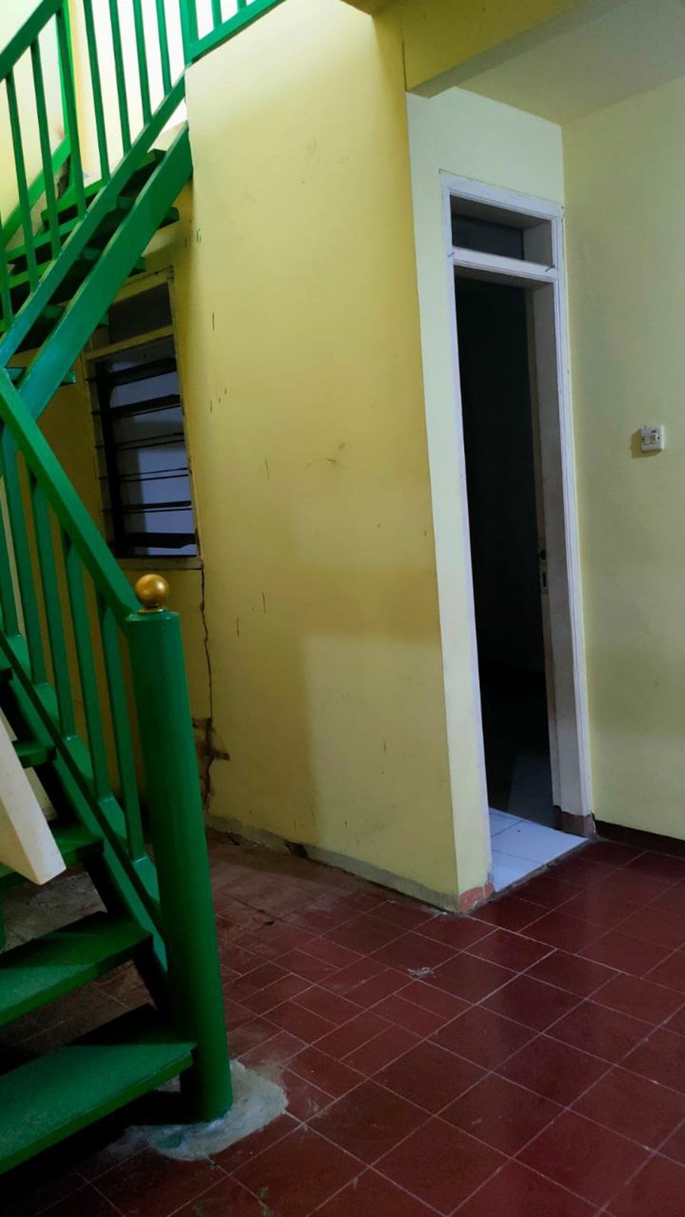 Dijual Rumah Daerah  Babatan Pilang Wiyung