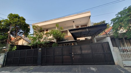 RUMAH DAN KOST TEBET DALAM JAKARTA SELATAN