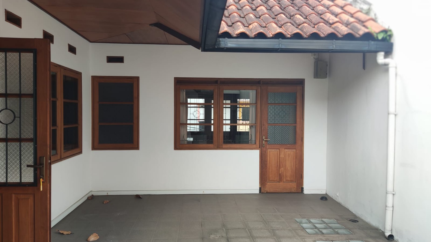 Langka! Rumah tinggal terawat di Dago Asri, Siap Huni!