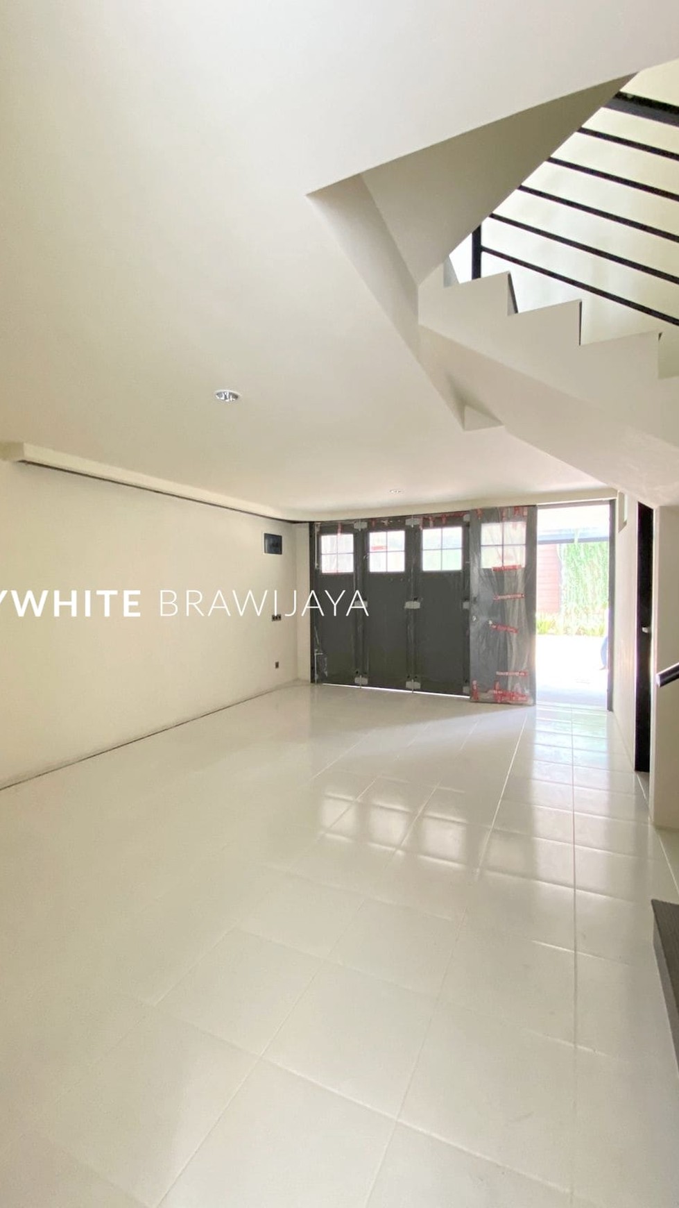 Brand New House Modern Precium Simatupang 