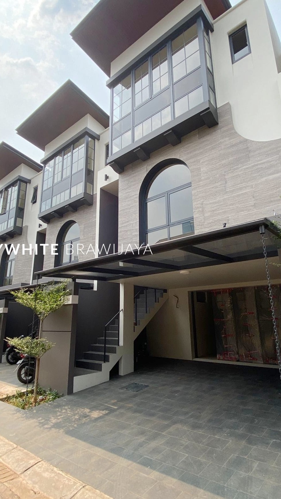 Brand New House Modern Precium Simatupang 