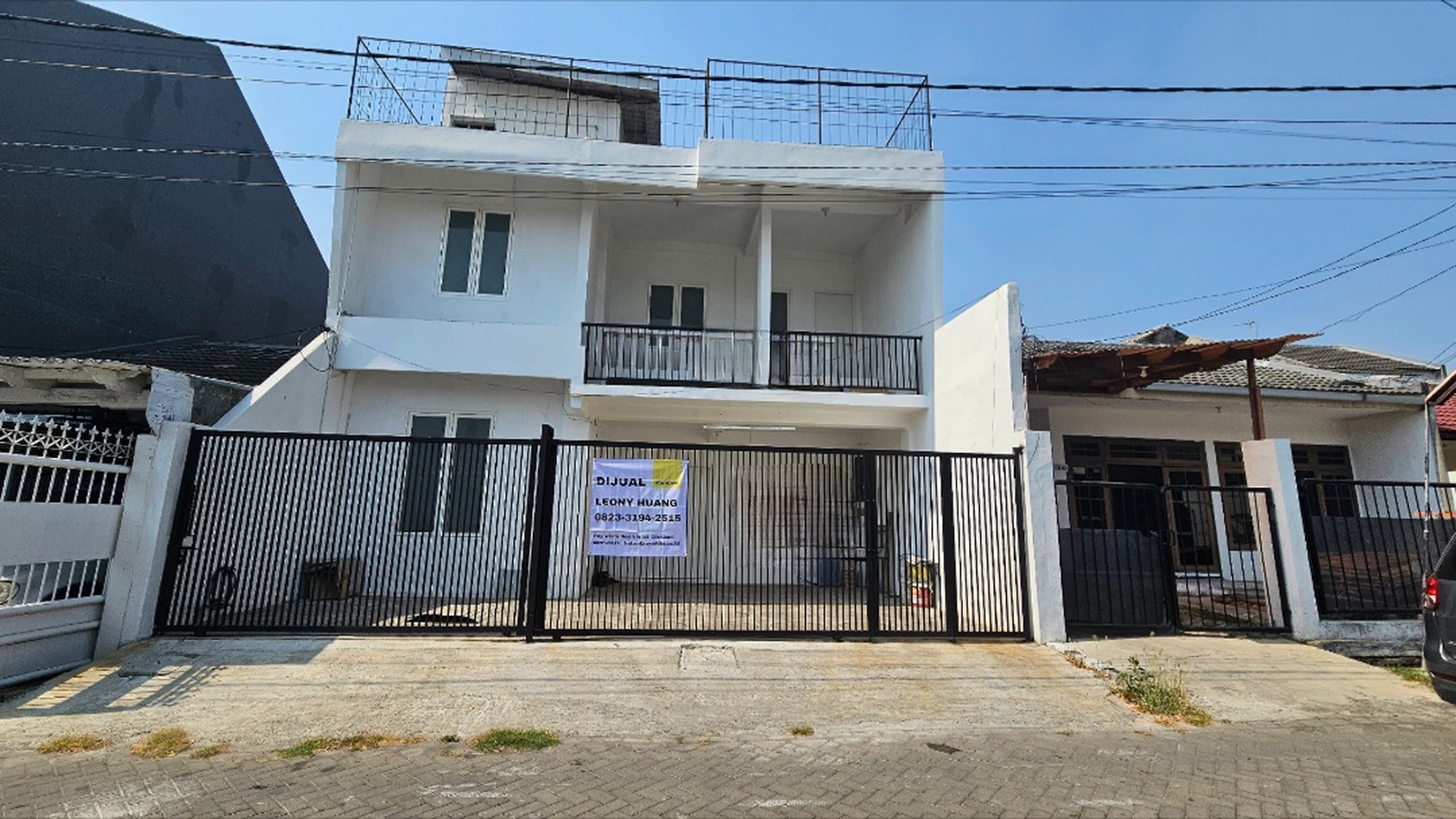 Dijual Rumah Darmo Indah Super Luas 2M an banguan 350m2 Surabaya barat