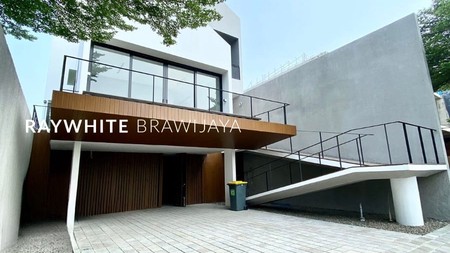 Rumah Baru Dalam Komplek Townhouse Elit Area Kemang Ampera