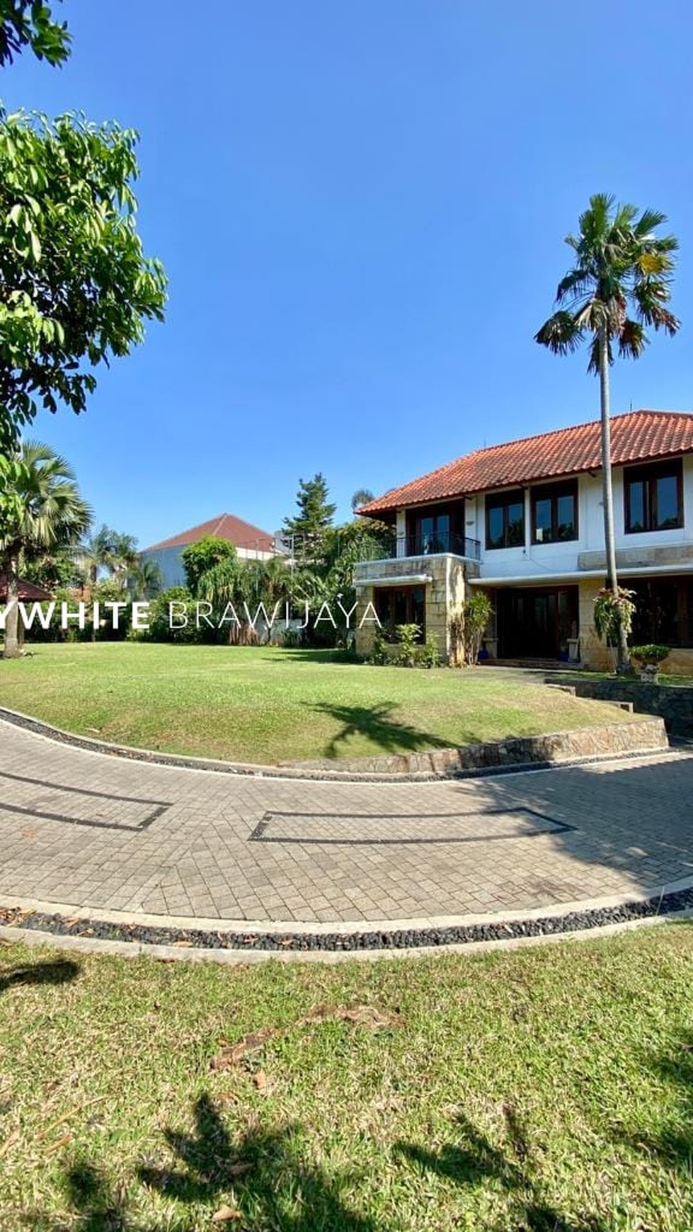 Rumah Gaya Bali Area Pejaten Barat Best Price