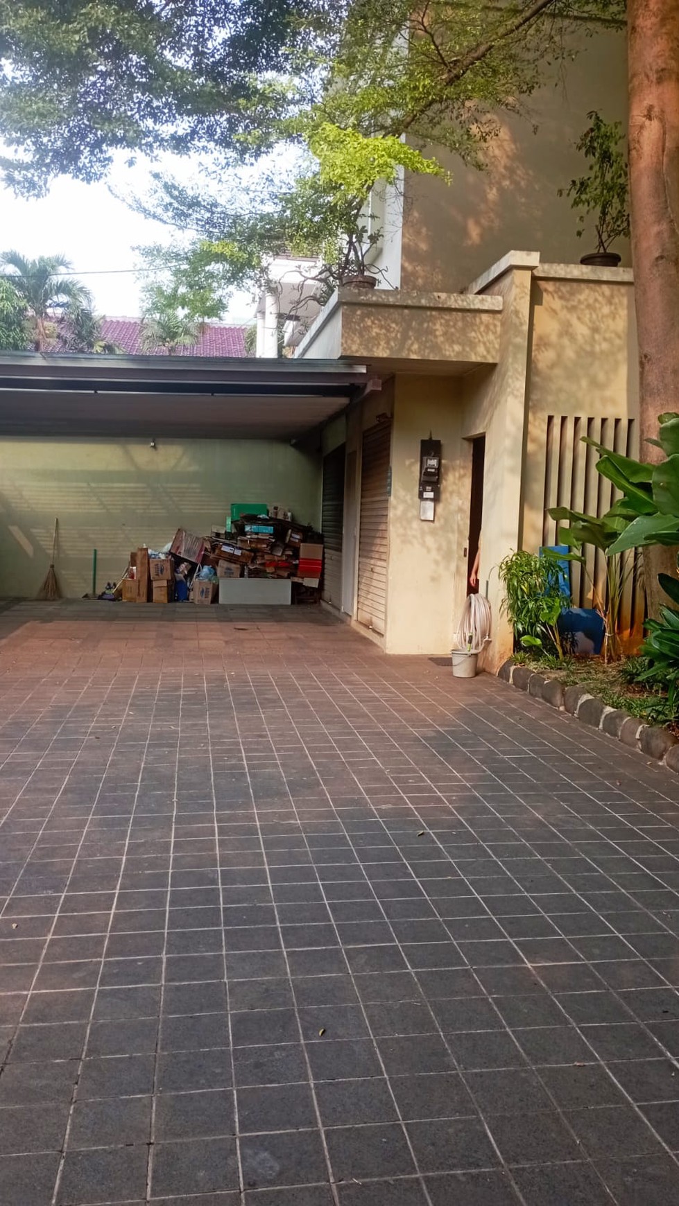 RUMAH DIJUAL JALAN SIMPRUG KEBAYORAN LAMA JAKARTA SELATAN