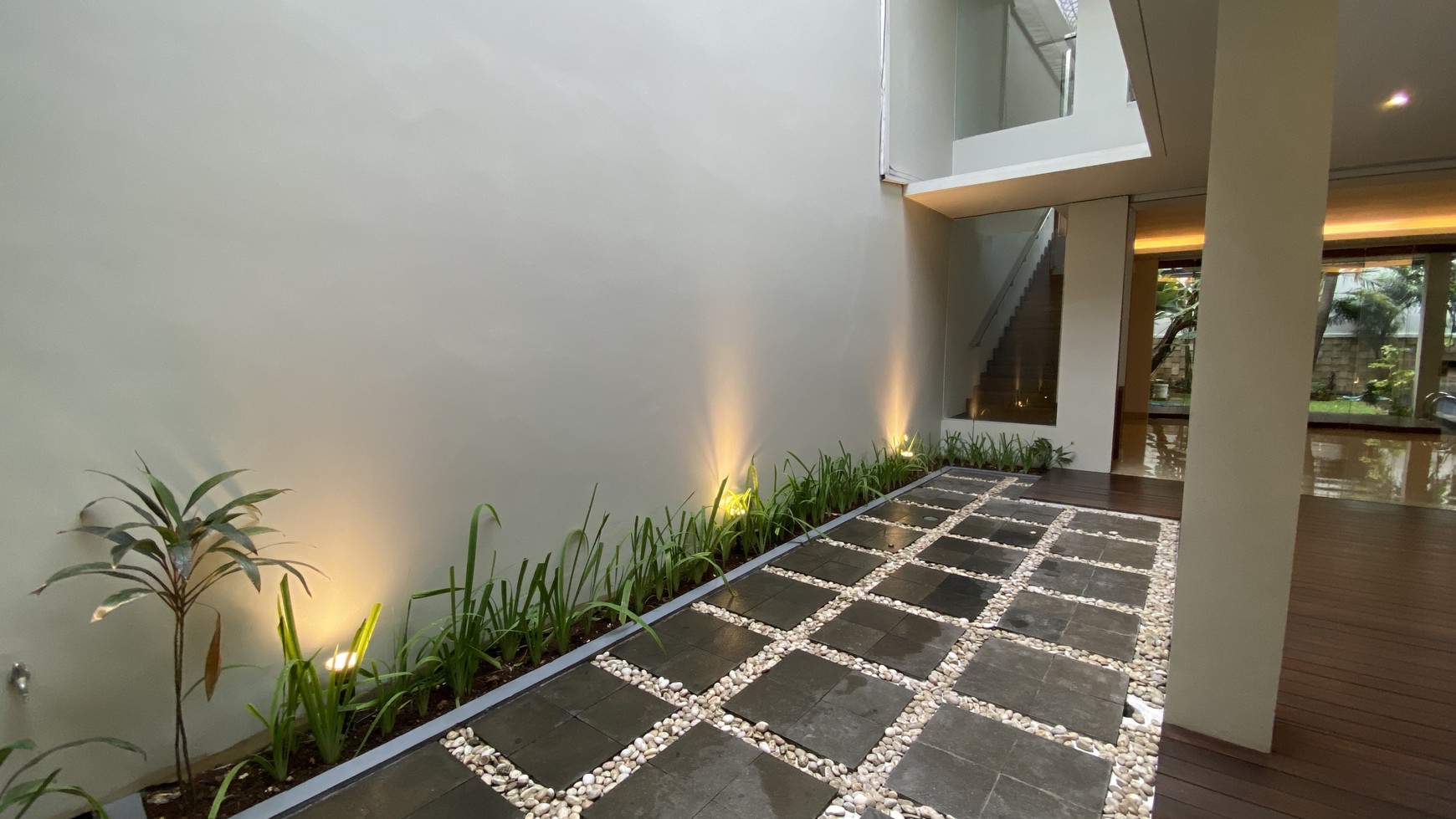 BEAUTIFUL MODERN TROPICAL HOUSE AT KEMANG DALAM AREA, JAKARTA SELATAN