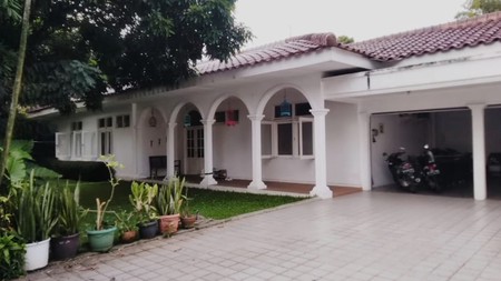 Rumah Nyaman di Kemang