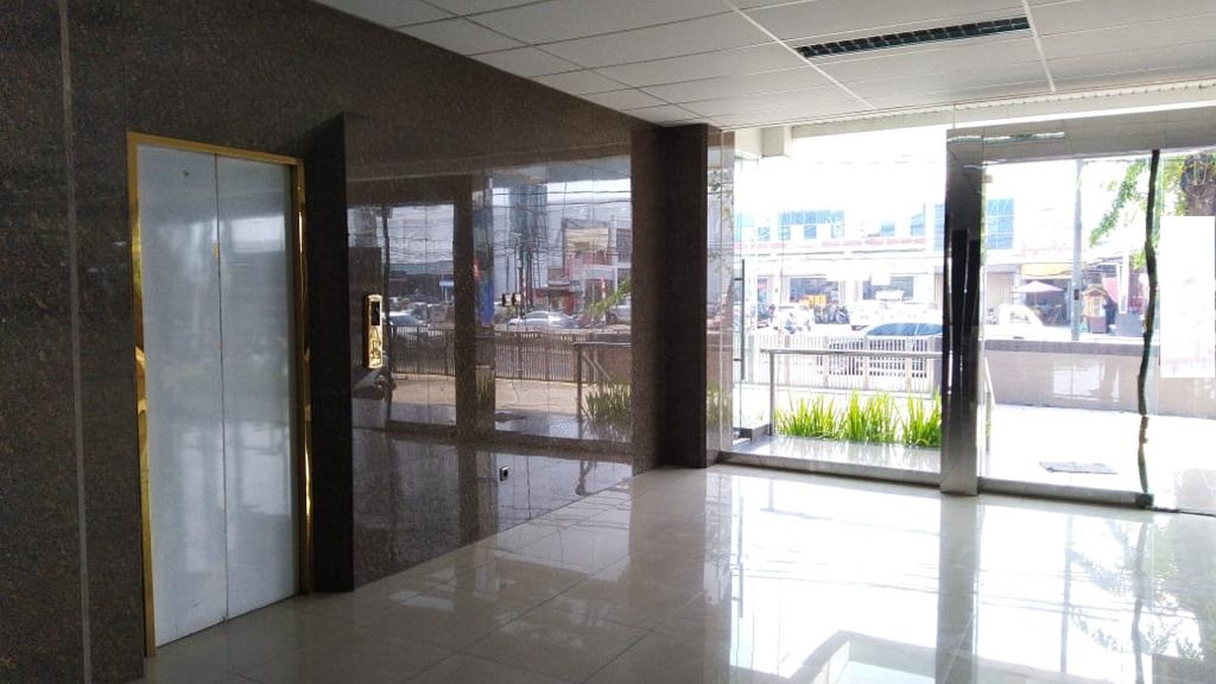 Offices lokasi strategis, akses mudah di Jakarta Selatan.