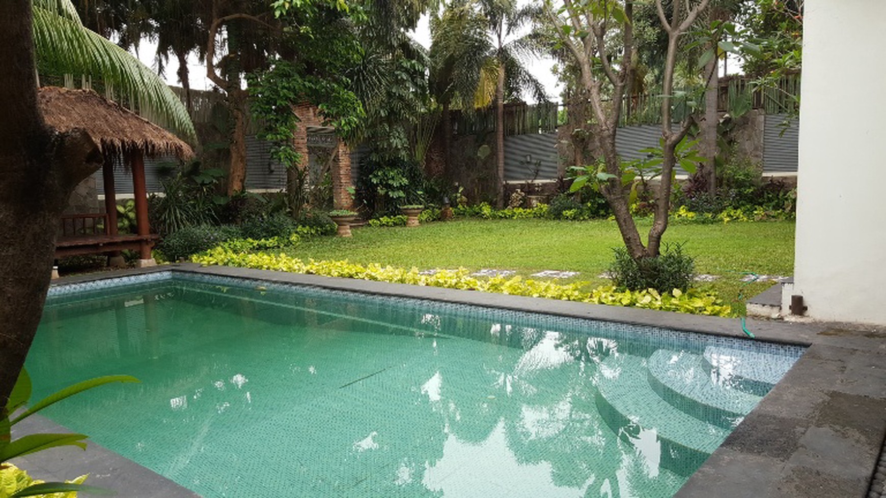 Great House with Fabulous Garden at cilandak , jakarta selatan