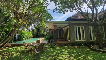 BEAUTIFUL HOUSE WITH BIG GARDEN IN KEMANG