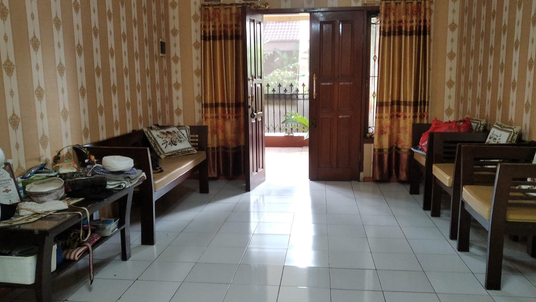 Termurah. Rumah 2 lantai Di Bukit Indah Serua