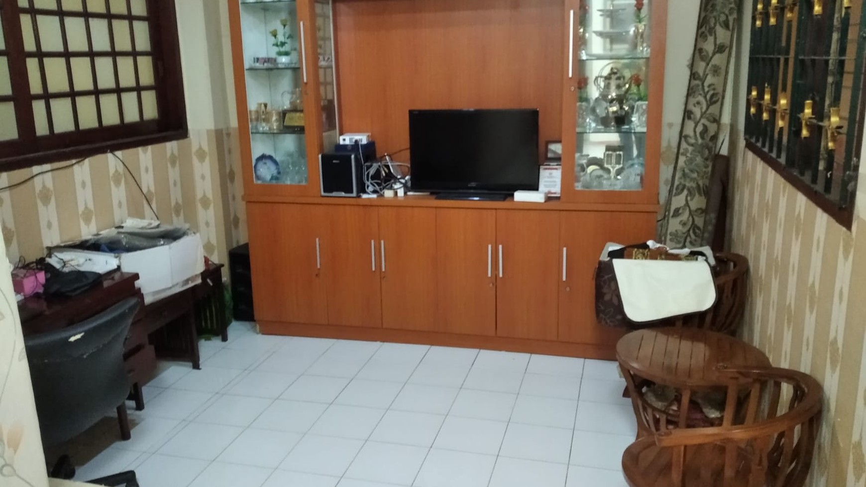 Termurah. Rumah 2 lantai Di Bukit Indah Serua