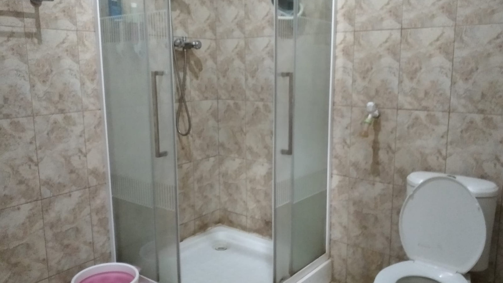 Termurah. Rumah 2 lantai Di Bukit Indah Serua