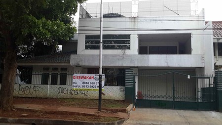 Disewakan Rumah Besar Siap Pakai Untuk Usaha di Cut Mutia, Bintaro Jaya, Sektor 7