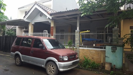 Dijual rumah siap huni dan lingkungkan nyaman hanya di Permata Sakti, Lippo Karawaci -Tangerang