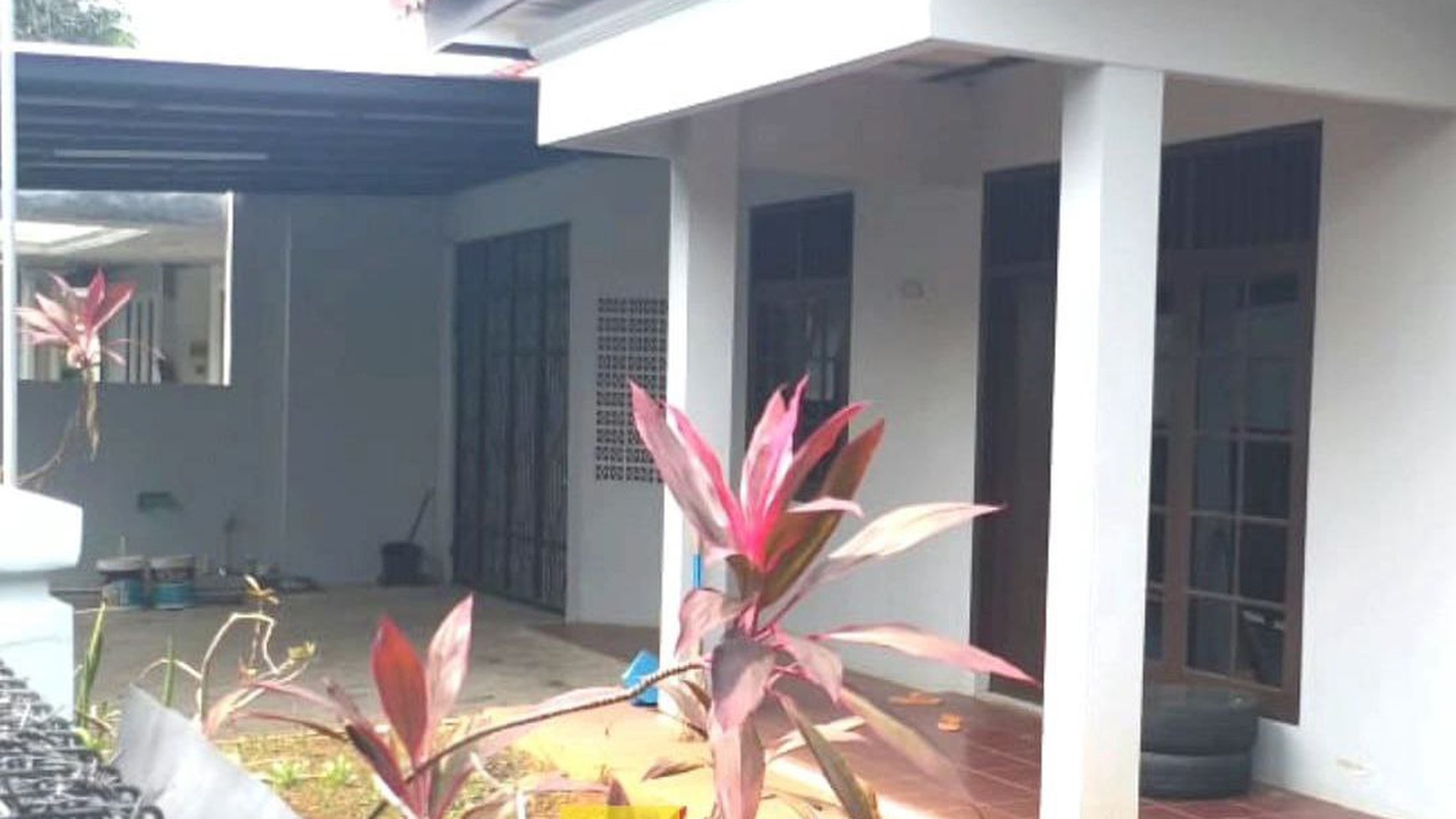 Dijual Rumah di Wayhalim