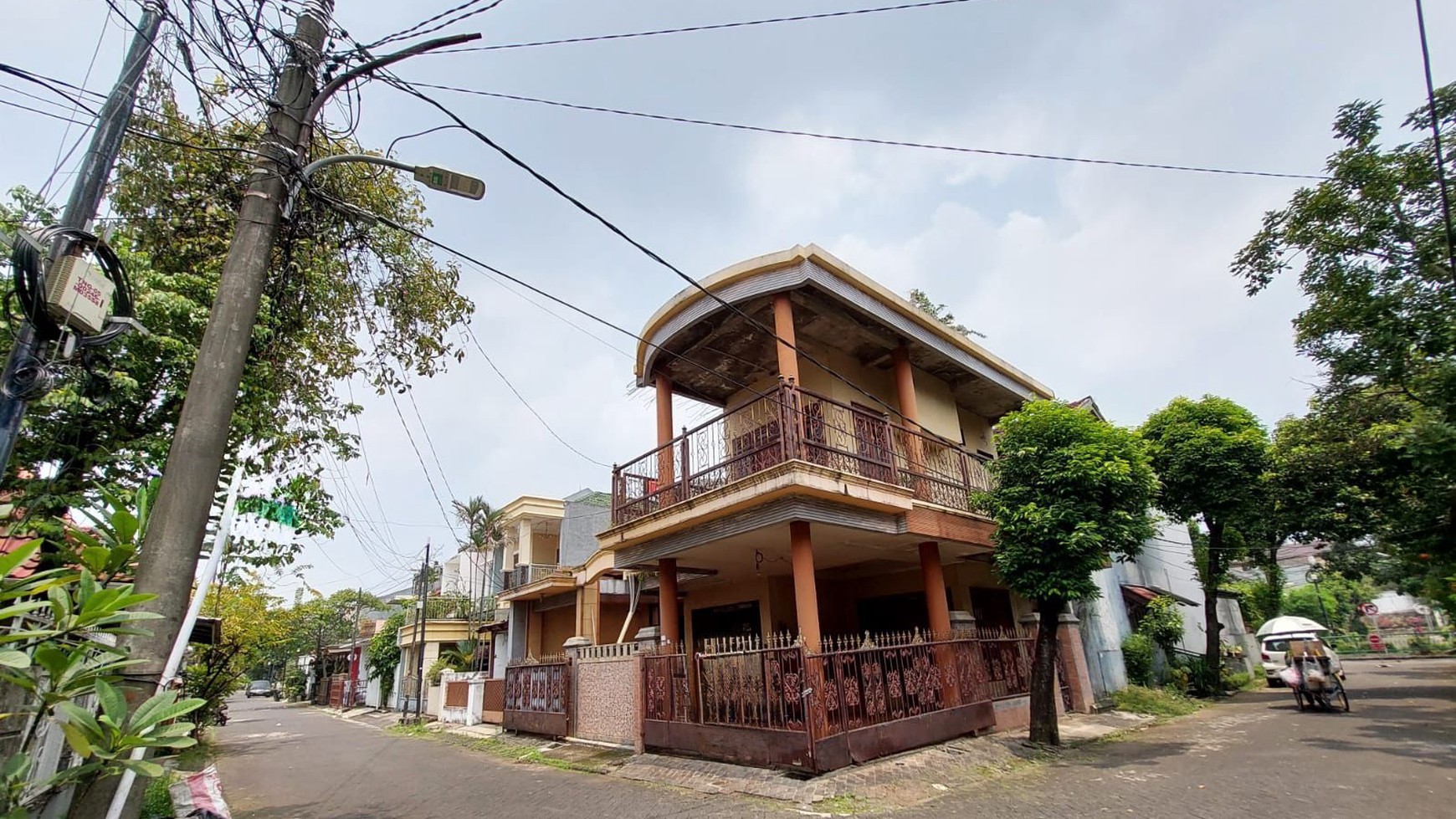 Dijual Rumah dengan lingkungan bagus di bintaro