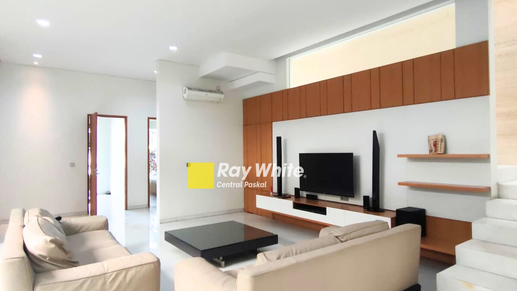 Rumah Luxury Mekarwangi Bandung